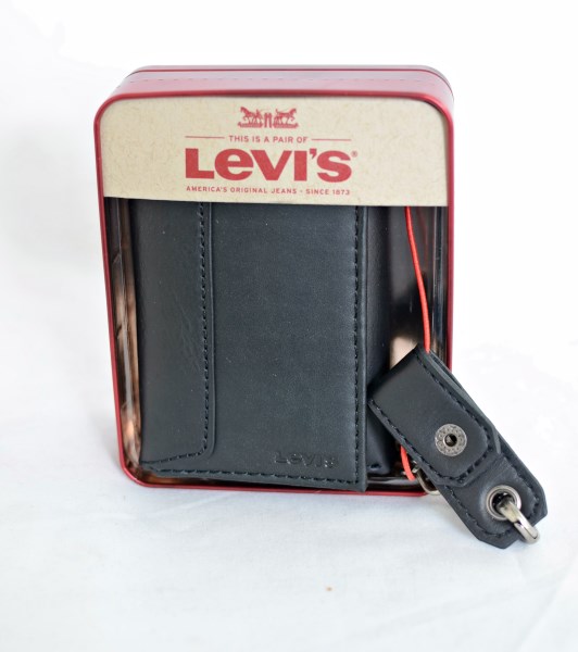 Levi’s Black Trifold Leather Wallet with Chain